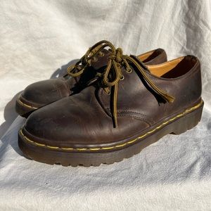 Doc Marten oxfords 1461